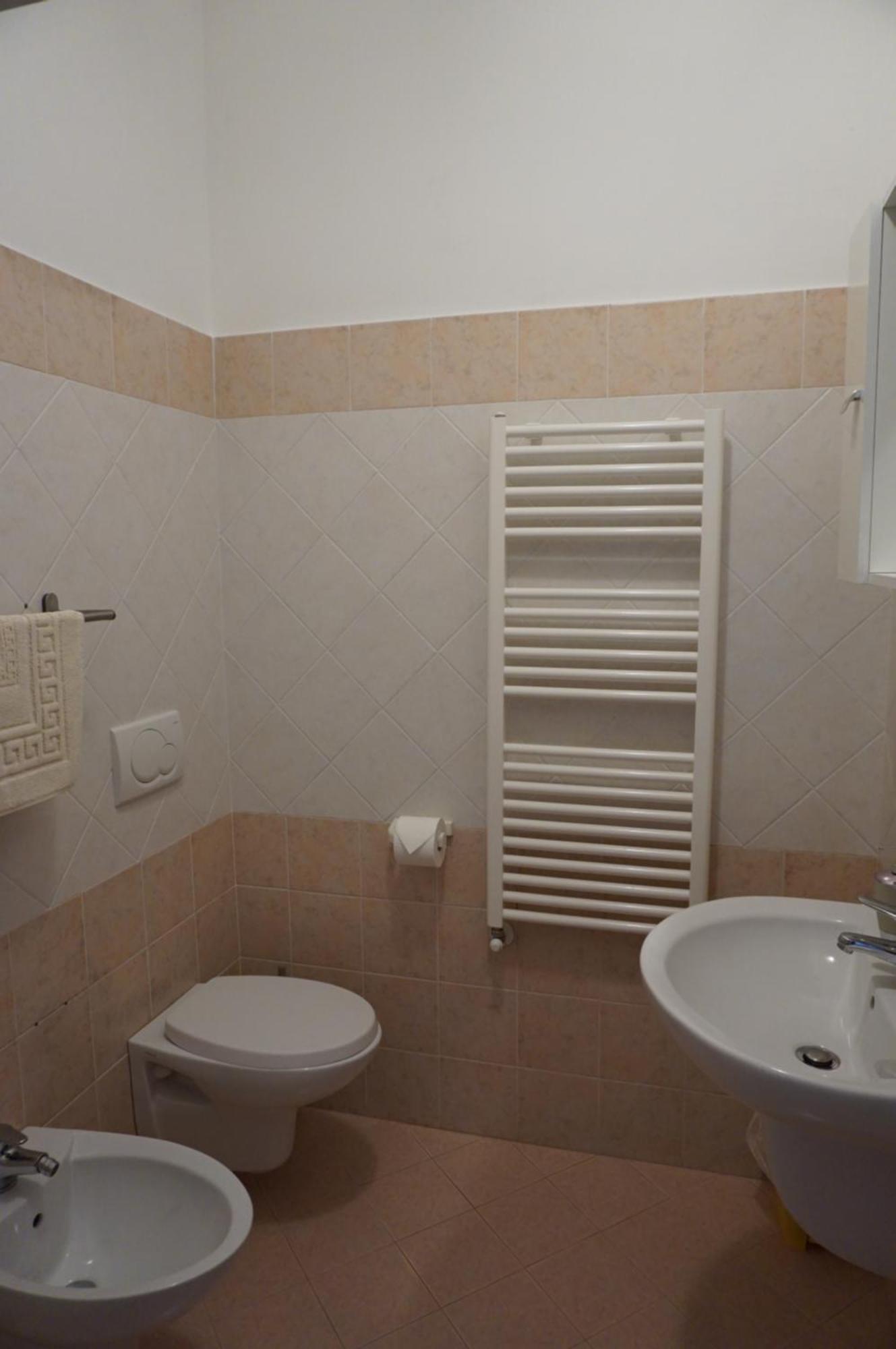 La Terrazza Motta Bed & Breakfast Atri Exterior photo
